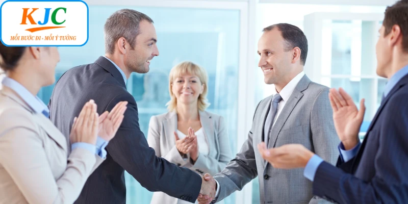 Hợp tác với KJC – cùng xây giá trị mà không đánh đổi mình - Aovbuilds mo hinh hop tac tung buoc ro rang - Aovbuilds